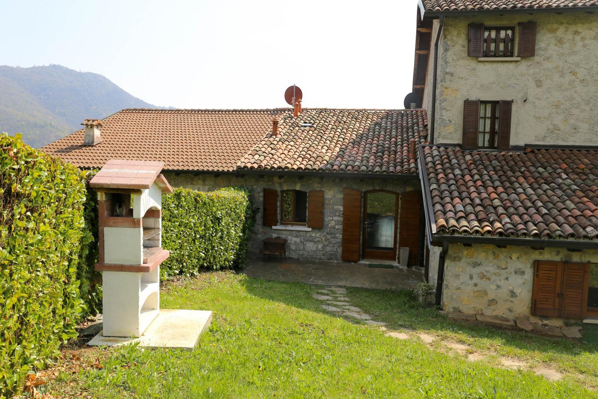 Casa Vacanza Pratolungo Villa Zogno Ngoại thất bức ảnh